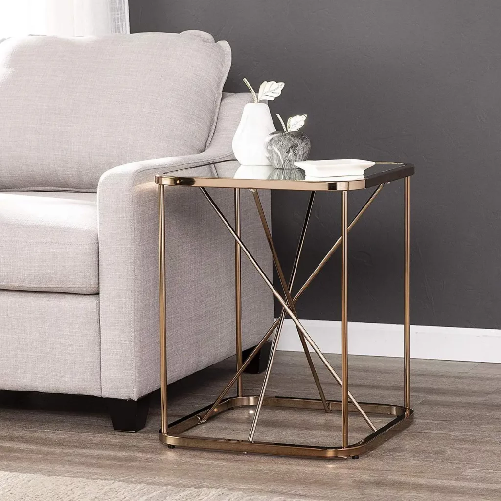 1895547197 Prilizhkovij Stolik U