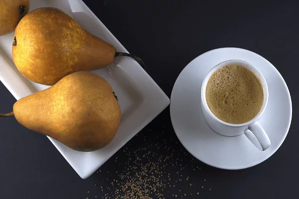 Karamelizovana Grusha 6