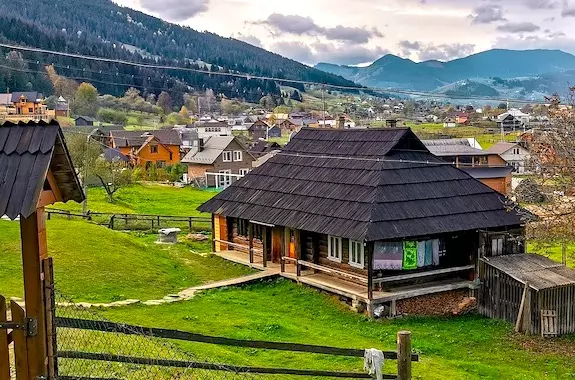 Poezdka V Verhovinu Letom