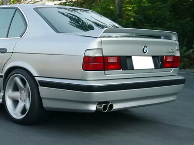 Nakladka Zadnego Bampera Bmv E34