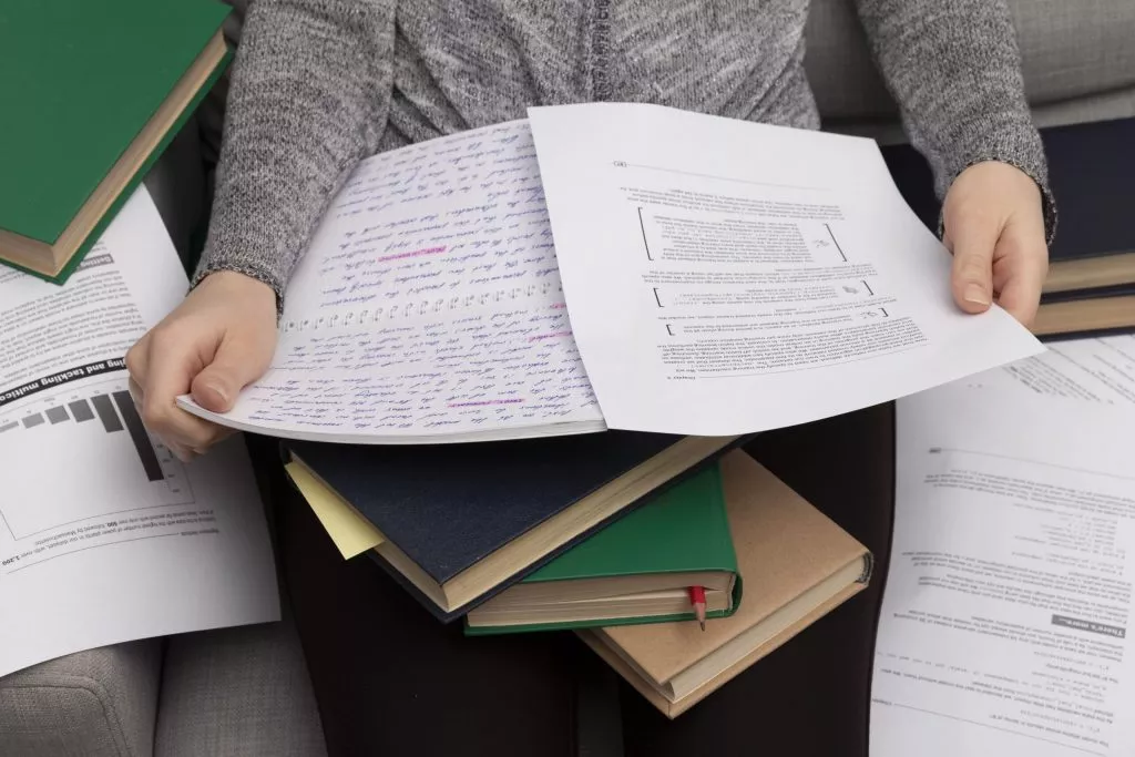 Close Up Still Life Hard Exams 1 Scaled 1